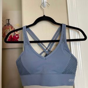 Lorna jane sport bra size small with padding
